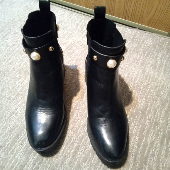 Karl Lagerfeld boots for spring. - Picture 2 of 5